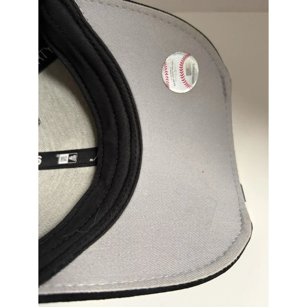 New Era Chicago White Sox 9FORTY Youth Adjustable Hat MLB Excellent Shape